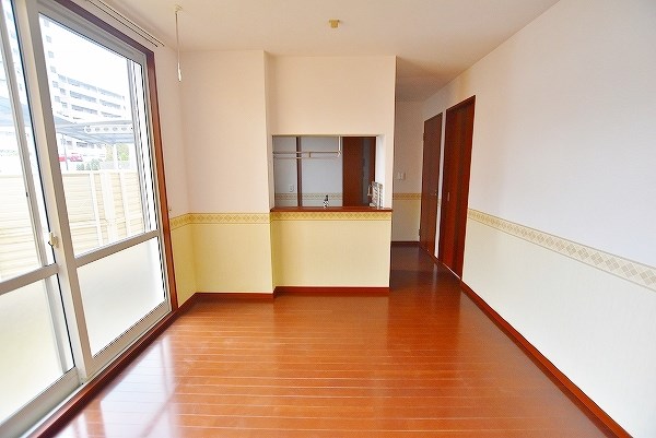 ＭＡＳＴ緑ヶ丘　Ｆ棟  リビング