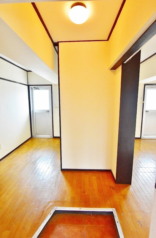 ヒルズ到津  玄関