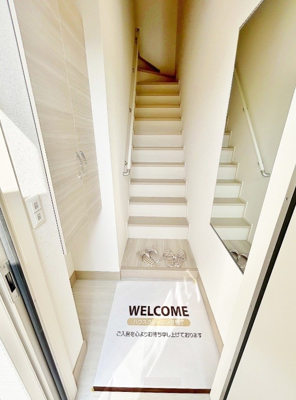 D-ROOM下貫 玄関
