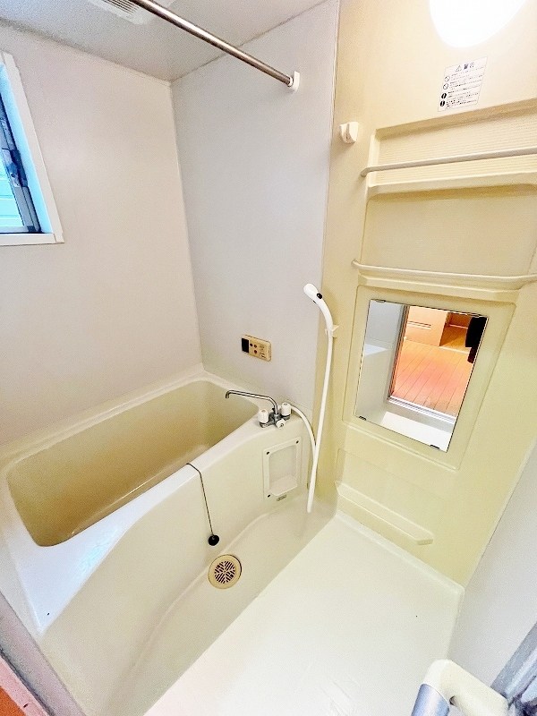 トレゾア湯川新町　Ａ棟 風呂画像