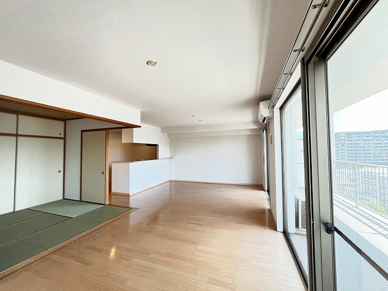 ルピナス守恒 リビング