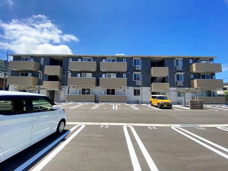 ストレイト葛葉 202号室 外観