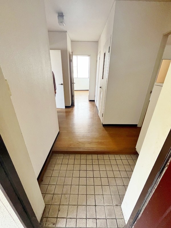 うえむらビル第１ 玄関