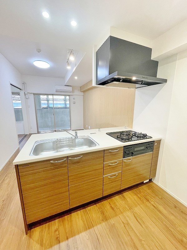 Studie小文字通り（スタディ小文字通り）  キッチン