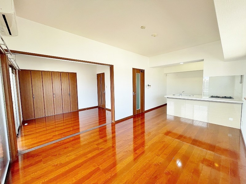 サンシャインマリンズ井堀 リビング