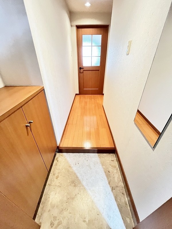 Ｌｅｂｅｎｓｇｌｕｃｋ（レーベンスグリュック） 玄関