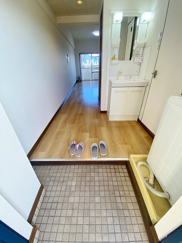 サンシティ日明  玄関