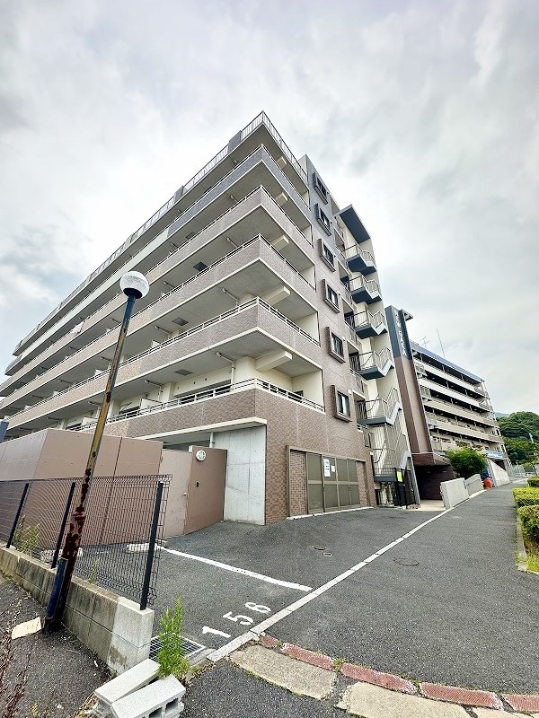 ニューガイア四季彩の丘　Ａ棟  415号室 外観