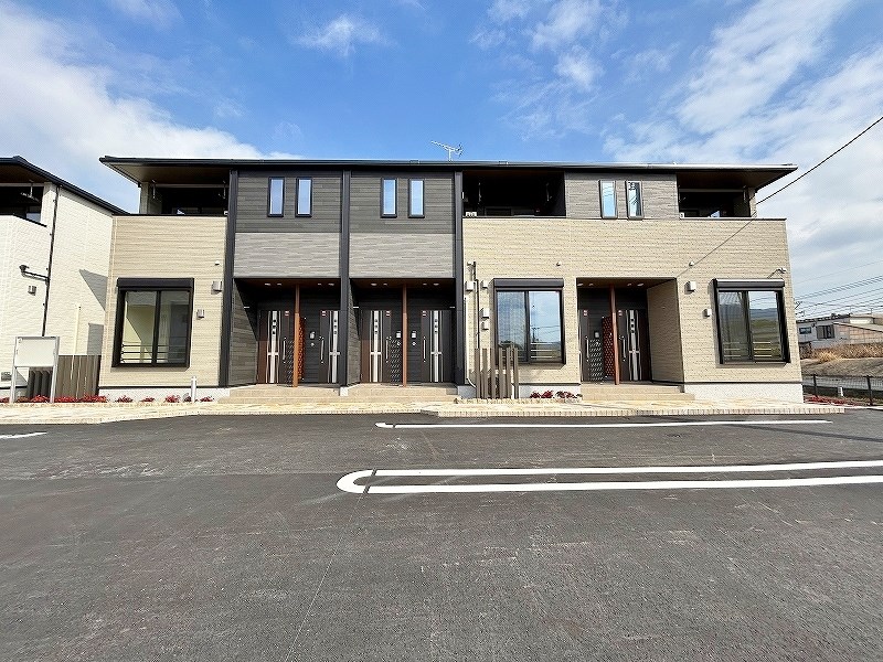 グランフェリシアⅣ 102号室 外観