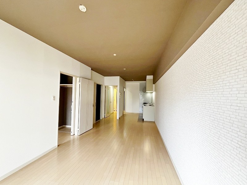 ラフィーネ到津学園通り リビング