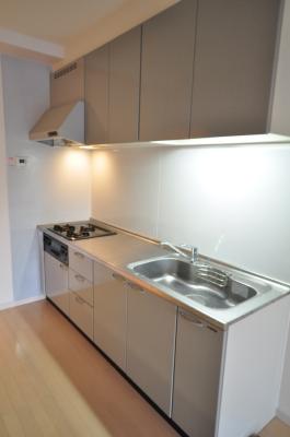 ラフィーネ到津学園通り キッチン