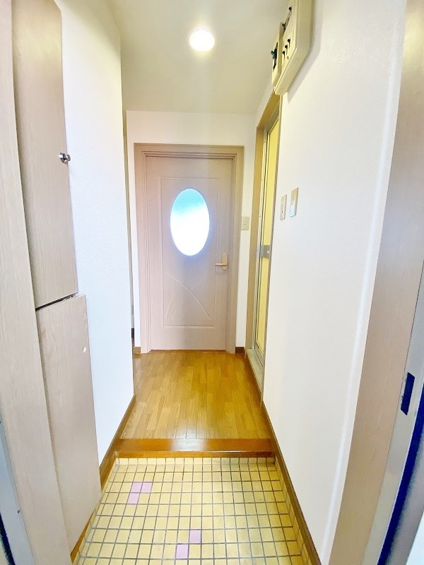 エンジョイスペースパートⅡ 玄関