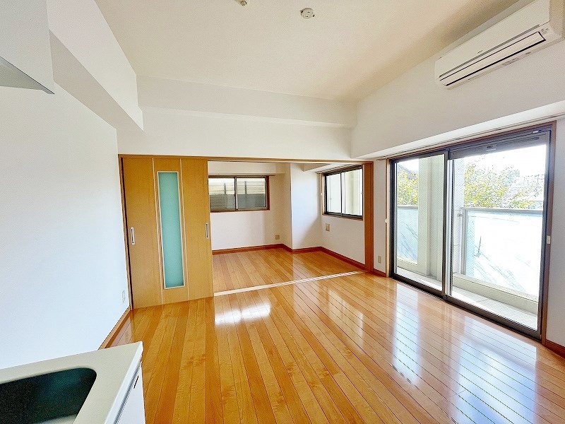 サンシャイン・マリンズ井堀 リビング