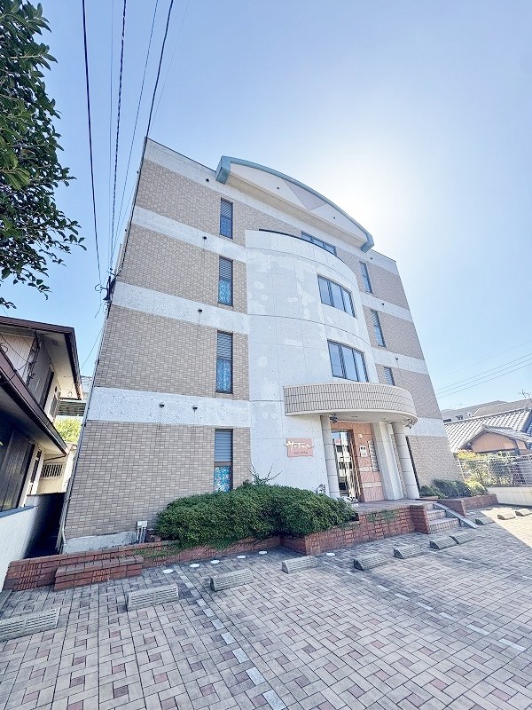 サンシャイン  302号室 外観