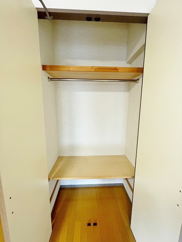 アヴィニール清水  その他4