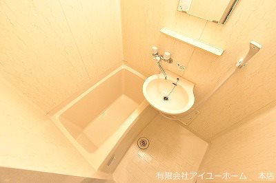 アヴィニール清水  風呂画像