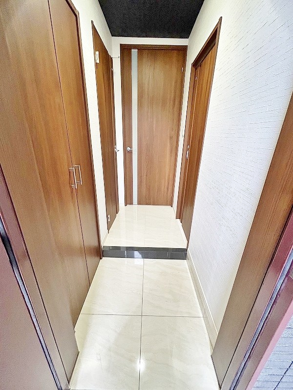 プレジデンスざ・さくら通り 玄関