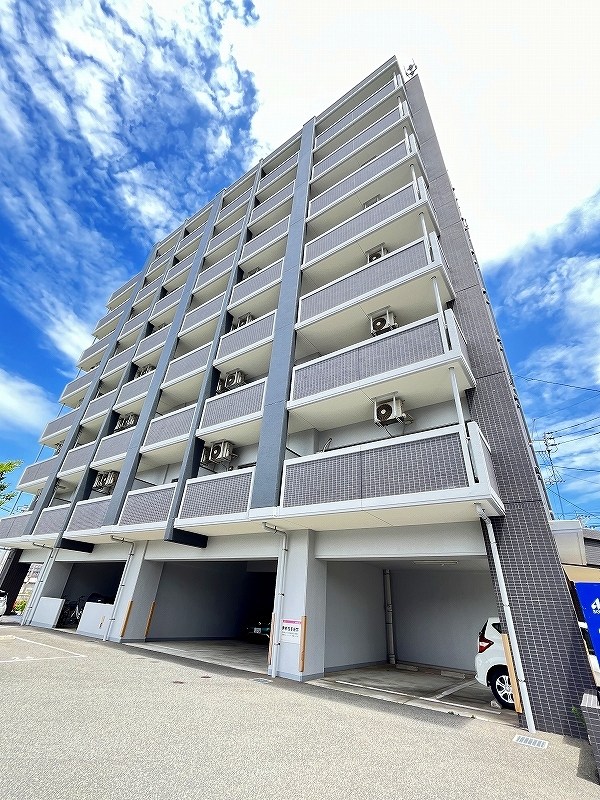 グランディ下曽根  801号室 外観