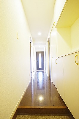 グランディ下曽根  玄関