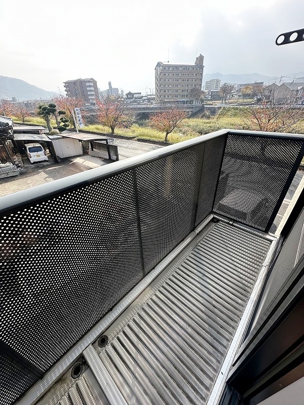 ビスクガーデン　Ｂ棟 ベランダ