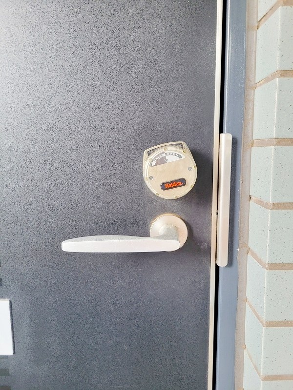 クレセール守恒  玄関