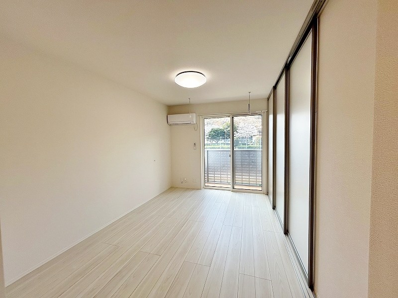 ファミールヴィラ　A棟 リビング