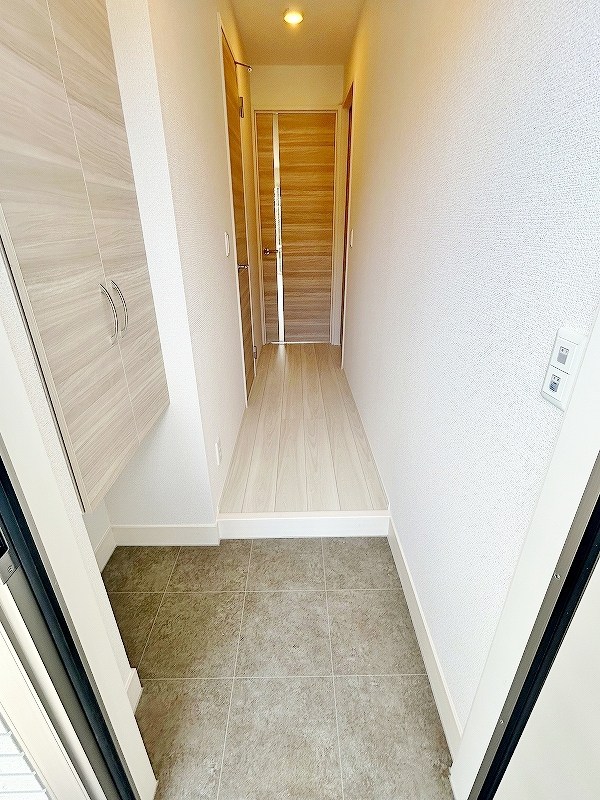 ファミールヴィラ　A棟 玄関