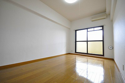 エフズフラッツ古船場  ベッドルーム