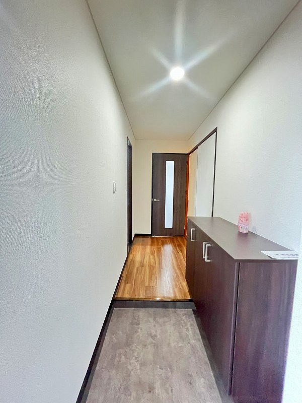 アルカサール菅原 玄関