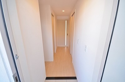 サンフローラ三郎丸  玄関