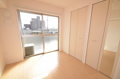 サンフローラ三郎丸  ベッドルーム