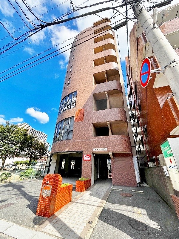 パークシャトー 601号室 外観