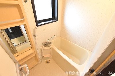 ロマネスク下到津 風呂画像