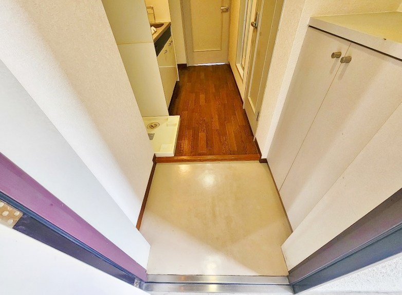 ネット志徳  玄関