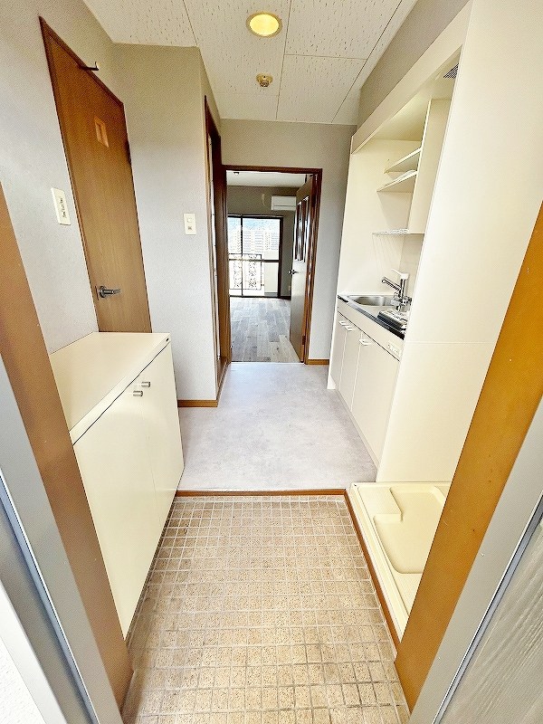 ベルメゾン三郎丸  玄関