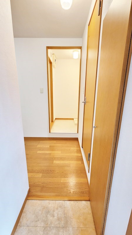 アムールＬＩＢＲＥ(アムールリーブル)  玄関