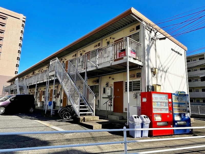 パナハイツカトレア 210号室 外観