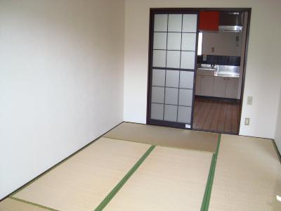 ファミール・ナカガワ 玄関