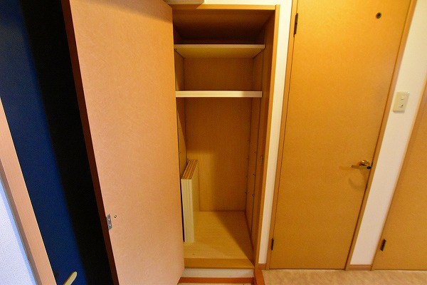 木下鉱産ビルⅡ 玄関