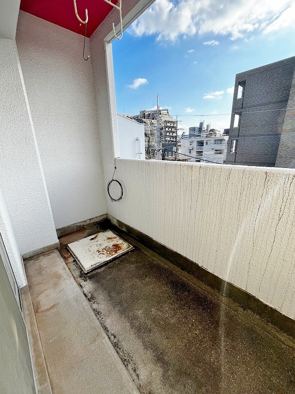 小西ビル ベランダ