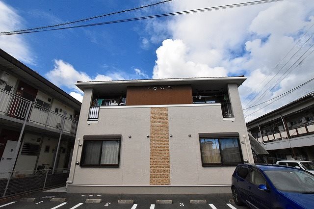 サングランディール  102号室 外観