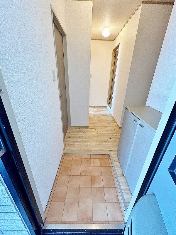 コンフォールⅠ番館  玄関