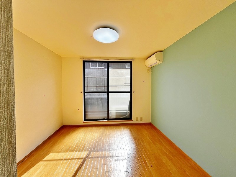 ミラノアパートメントコムラⅡ  ベッドルーム