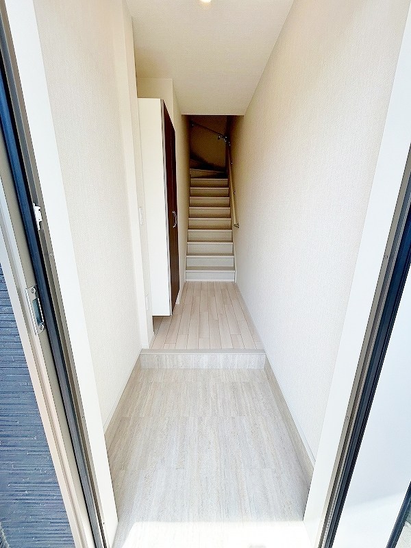 ソランジュ 玄関