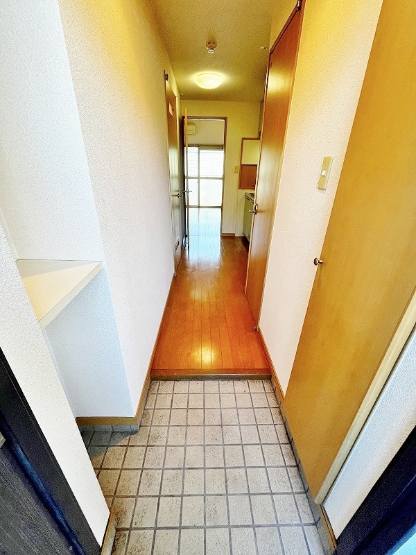 ミーナ清水  玄関