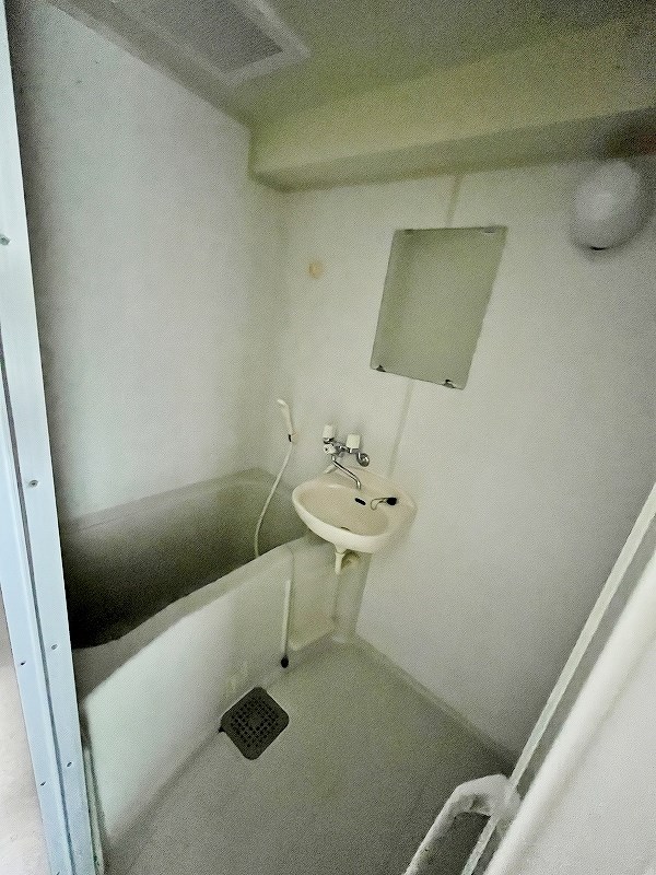 ウインズ三萩野 風呂画像