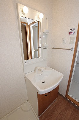 シャーレ大喜  その他3