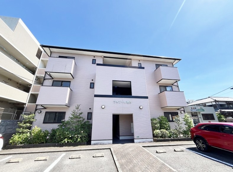 フォブール徳力  302号室 外観