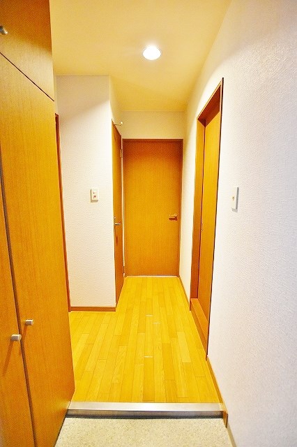 フォブール徳力  玄関