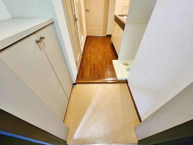 ネット志徳   玄関